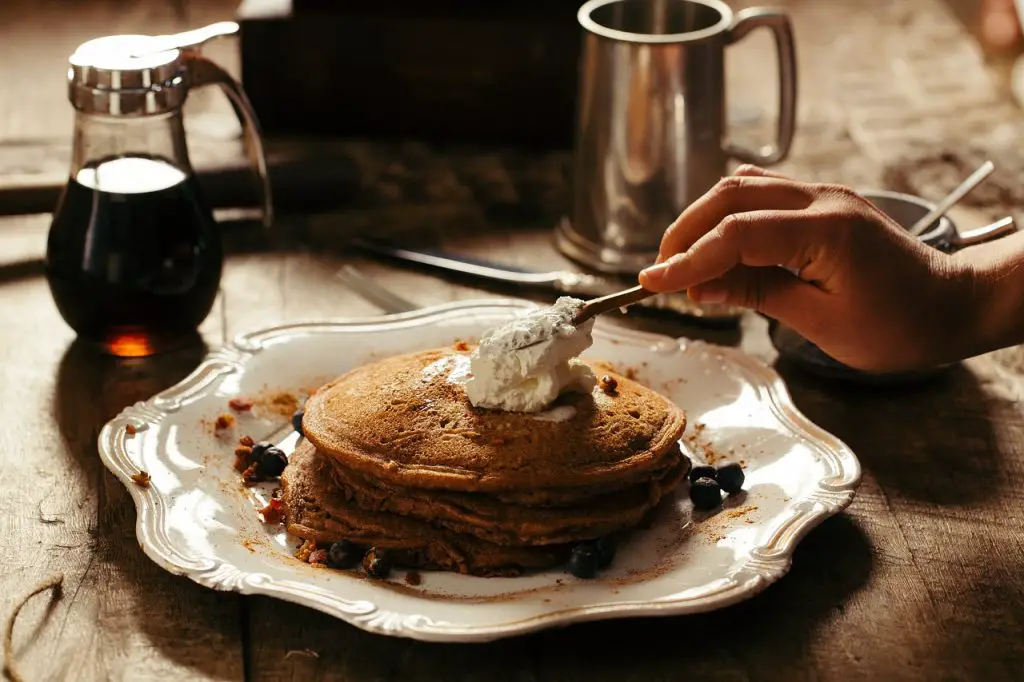 3 Best Alternatives To Maple Syrup On Pancakes Substitute Ninja   Pancakes 1851249 1280 1024x682 